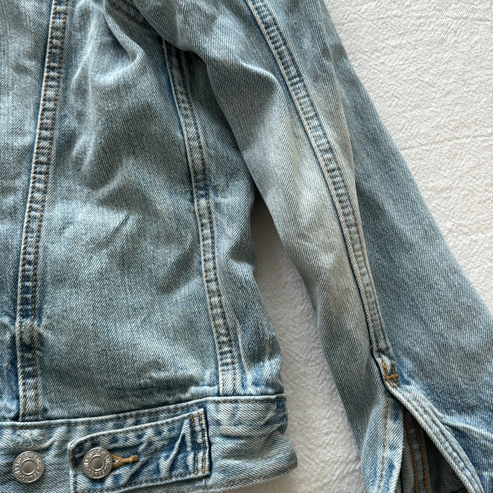 ✖️sold✖️Levi’s Ex Boyfriend Trucker Denim Jacket - Picture 11 of 12